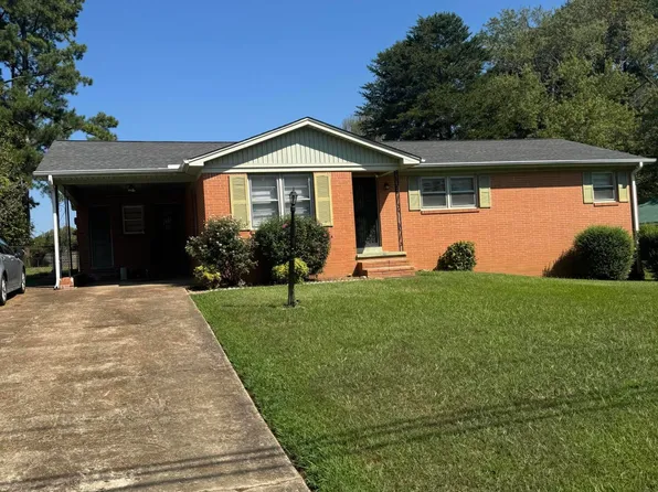 51 Overhill Dr, Jackson, TN 38305