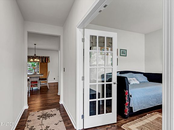 5th image of 9701 War Admiral Ln