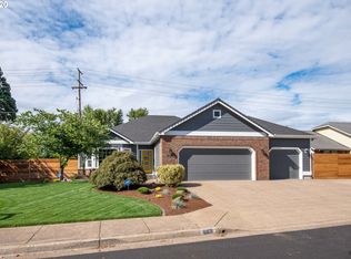 889 Impala Ave, Eugene, OR 97404