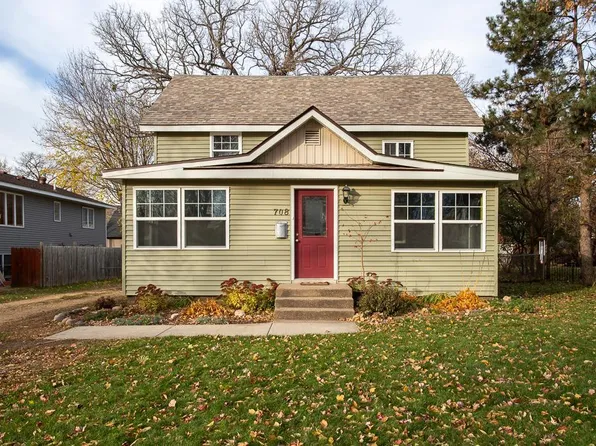 708 3rd St W, Hastings, MN 55033
