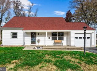 1310 Saxon St, Woodbridge, VA 22191