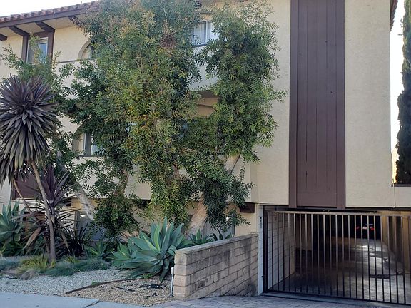 2nd image of 1246 Euclid St APT 7