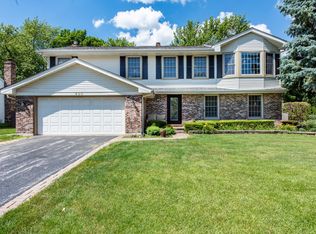 400 W Golf Rd, Libertyville, IL 60048
