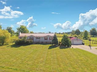 7465 Dewey Rd, Thompson, OH 44086