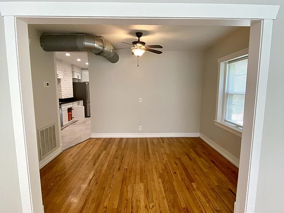 3rd image of 206 W 34th St #3E