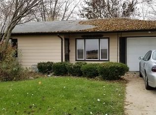 1601 Rickey Dr, Joliet, IL 60433