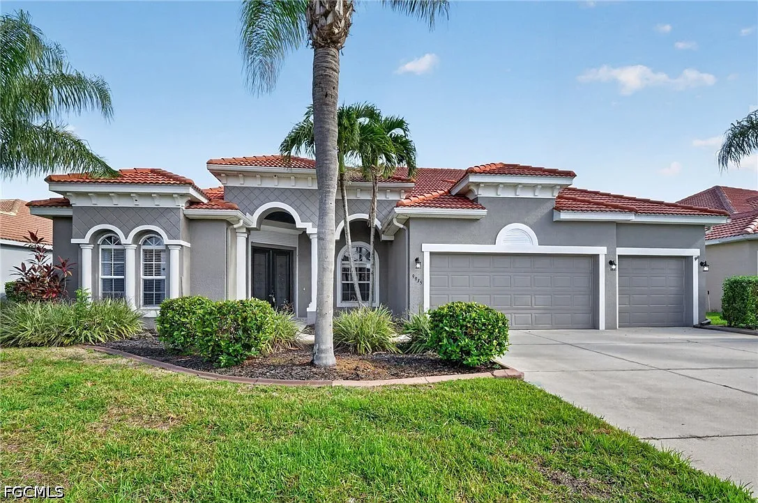 5 bed, 4.0 bath, 3502 sqft, $4,500 — Photo 1