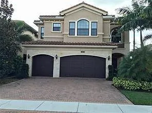 4 bed, 5.0 bath, 4331 sqft, $10,500 — Photo 2