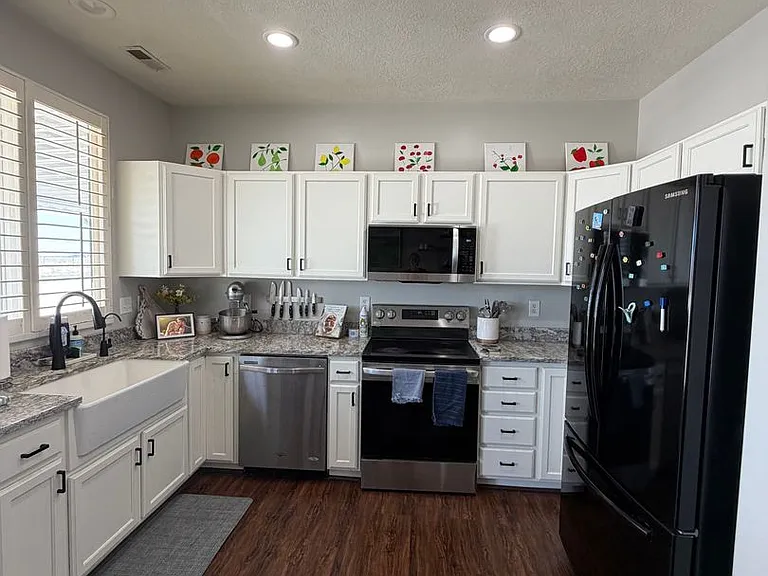721 N Skipton Dr — Photo 9