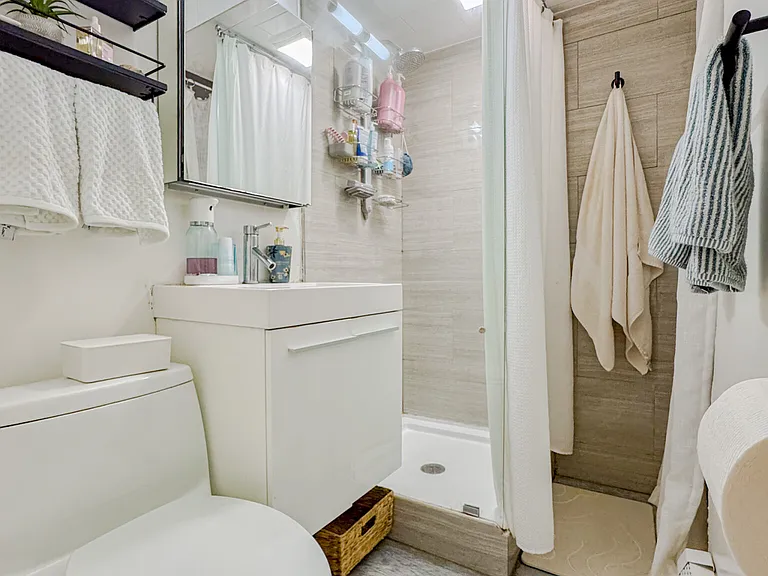 21 Town Hill St #1 — Photo 10