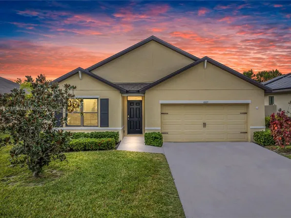 6103 NW Regent St, Port Saint Lucie, FL 34983