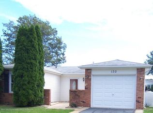 130 Courtshire Dr, Brick, NJ 08723