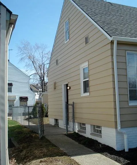 2285 S Taylor Rd — Photo 22
