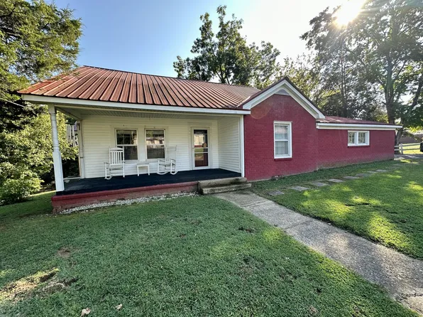 119 Sycamore Landing Rd, Waverly, TN 37185