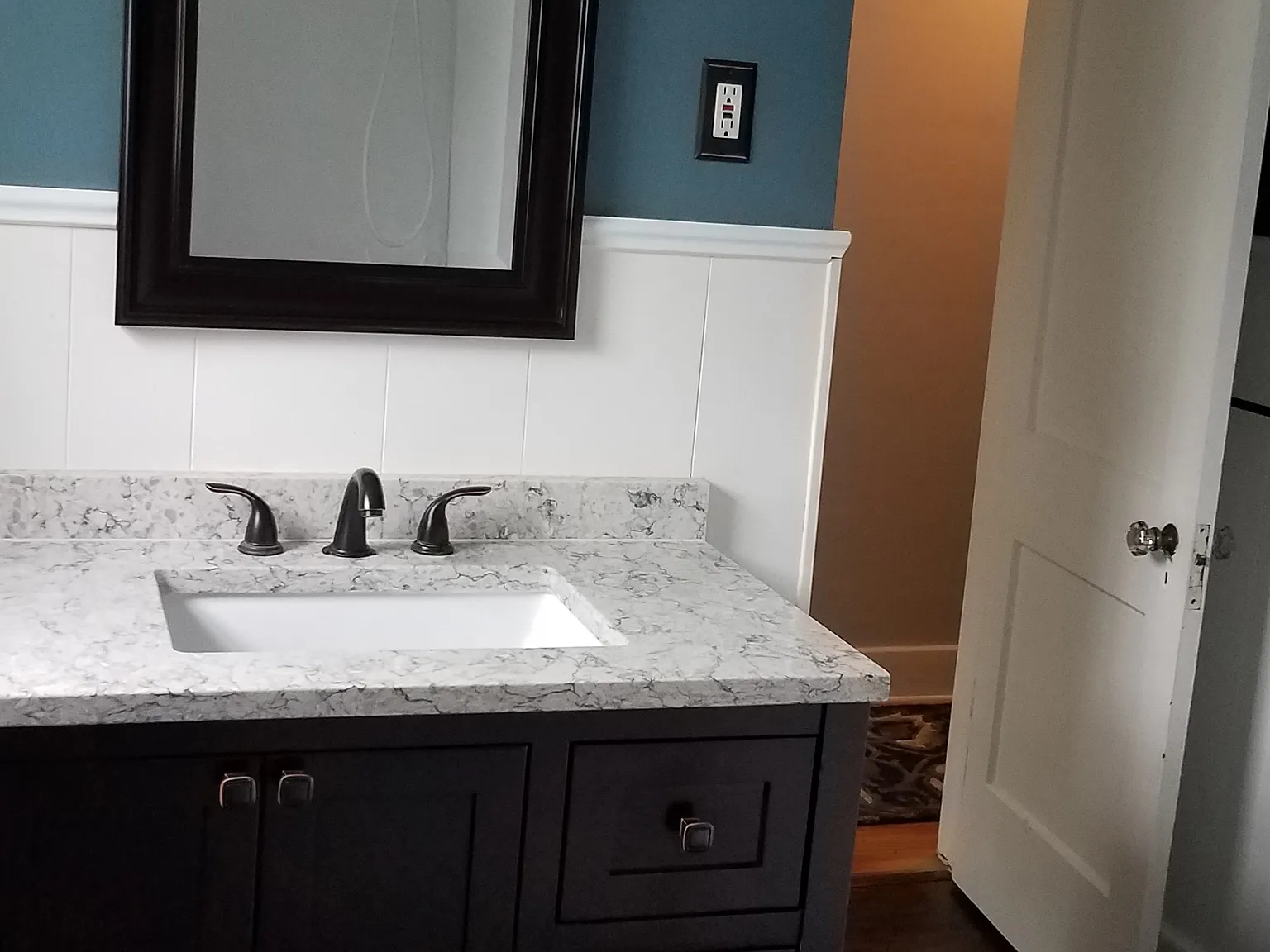 3 bed, 1.5 bath, 1772 sqft, $1,950 — Photo 4