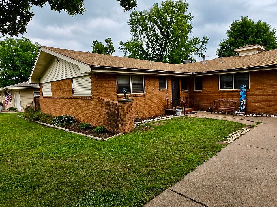 1st image of 517 E Hellar Ave