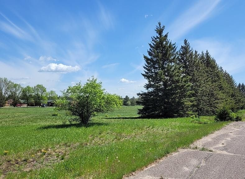 2nd image of N Golf View Dr S