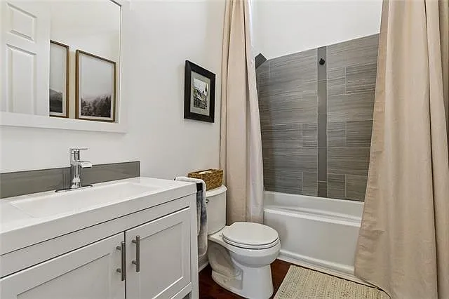 2508 Marengo St — Photo 20