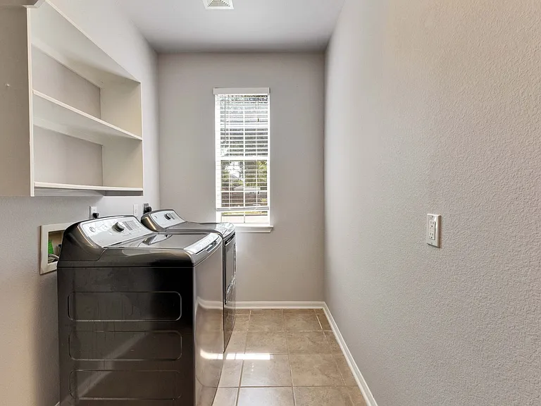 11308 Terrace Meadow Way — Photo 36