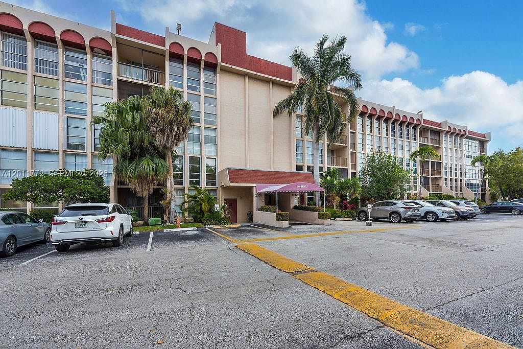 2101 Atlantic Shores Blvd APT 412 · 2