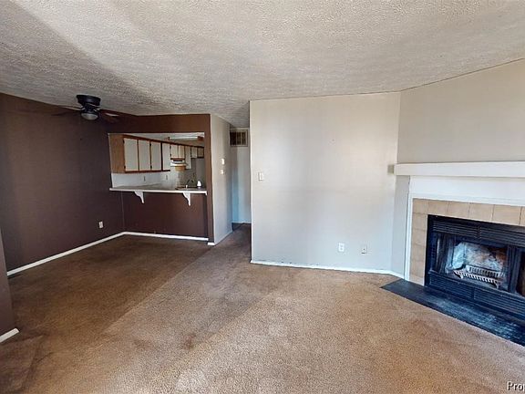 5th image of 431 Lester Rd APT 4