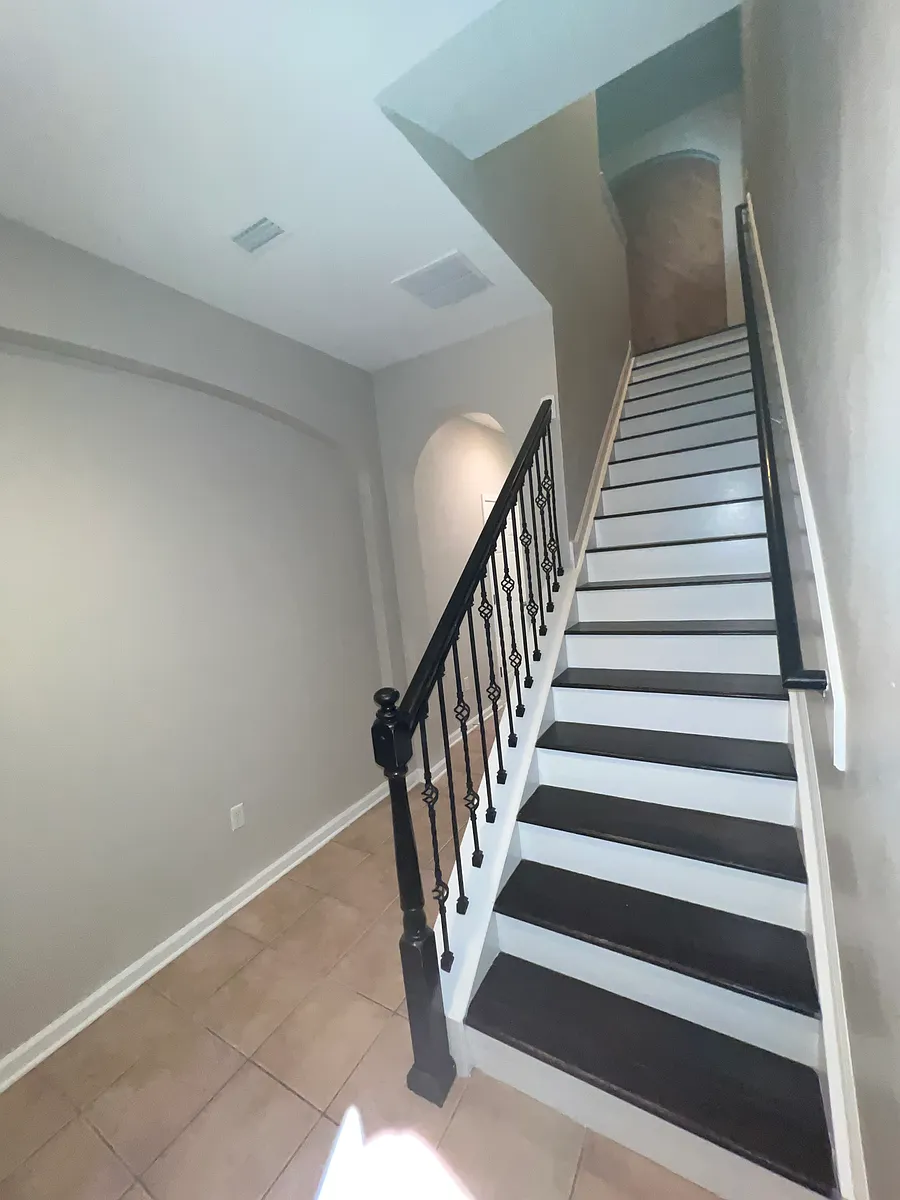 Building Photo - 13490 Essence Ct