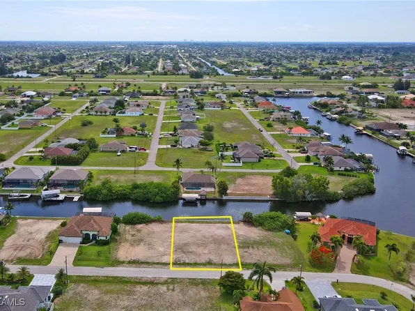 411 NW 35th Pl, Cape Coral, FL 33993