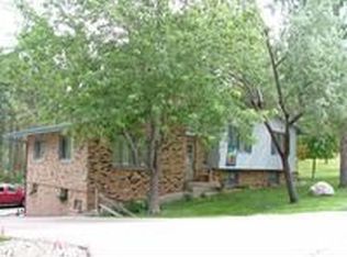 4802 Cliff Dr, Rapid City, SD 57702