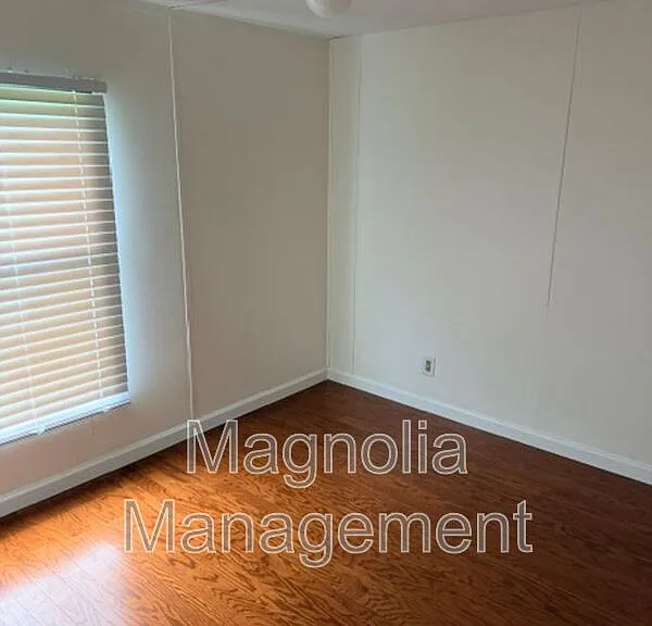 209 Gillburg Estate Ct — Photo 3