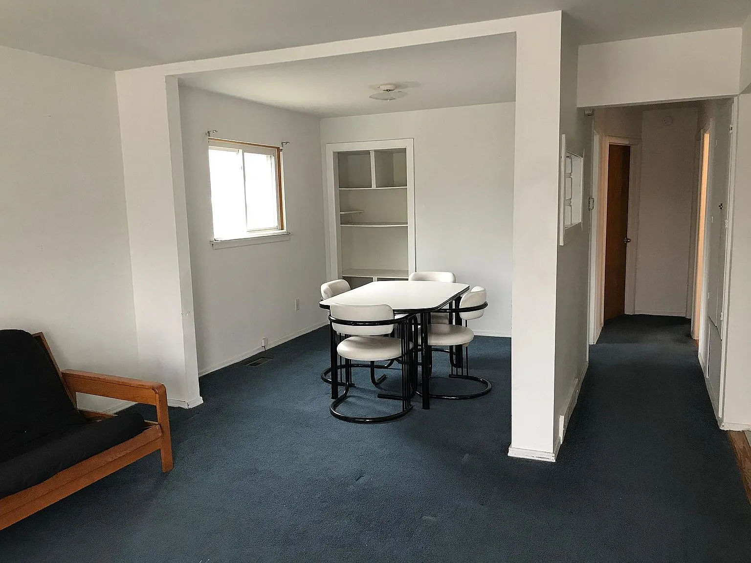 2 bed, 935 sqft, $900 — Photo 3