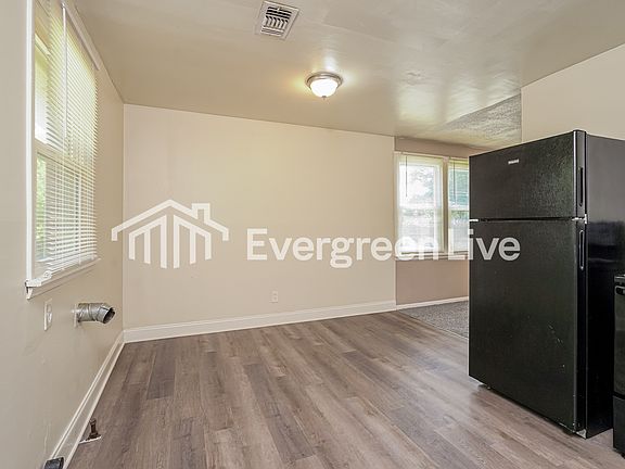 3rd image of 3013 Fondly Rd