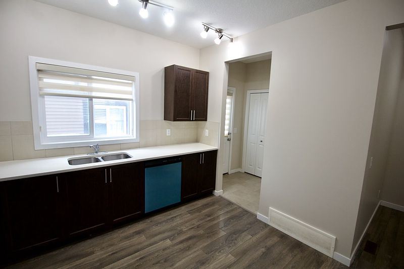 Edmonton House for rent - 3 Bedrooms — photo 6
