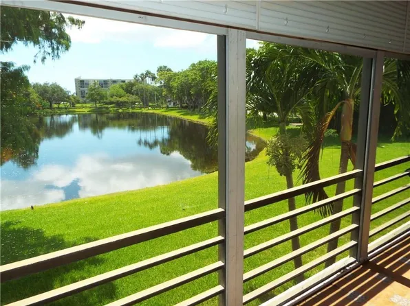 2311 S Cypress Bend Drive #219A, Pompano Beach, FL 33069