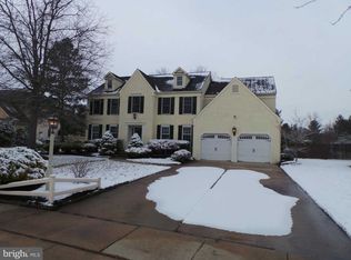 7 Bellwether Ct, Medford, NJ 08055