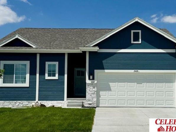 17760 Virginia St, Omaha, NE 68136