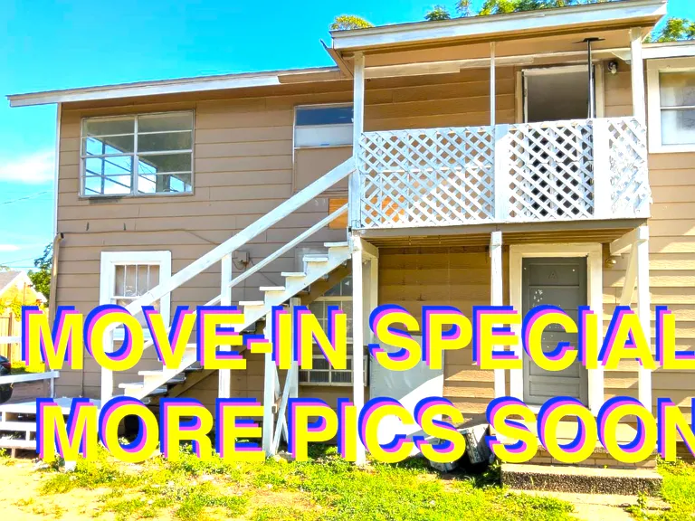 2608 W Jackson St #B — Photo 4
