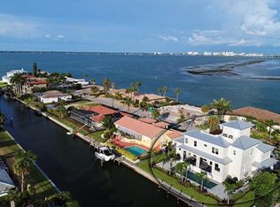 585 Halyard Ln, Longboat Key, FL 34228