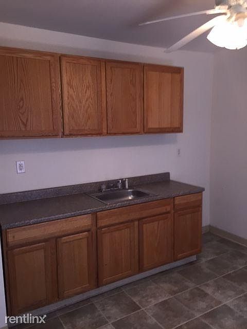 2nd image of 16 Willis St