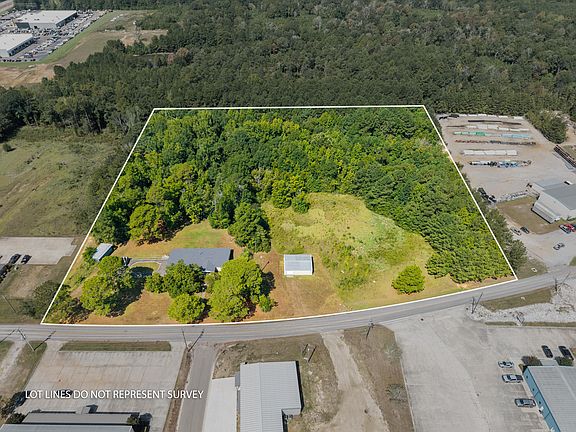 2nd image of 418 Cole Rd