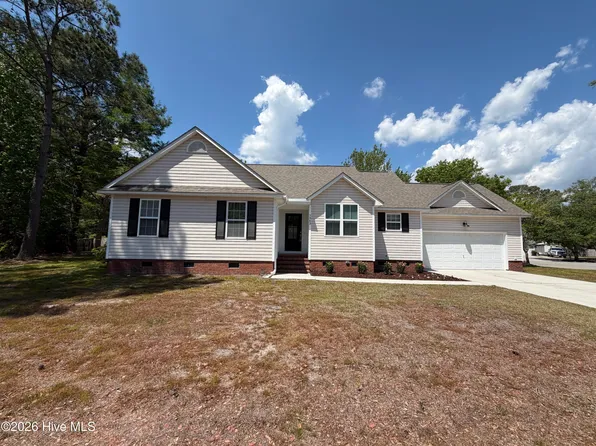 7343 Bright Leaf Road, Wilmington, NC 28411