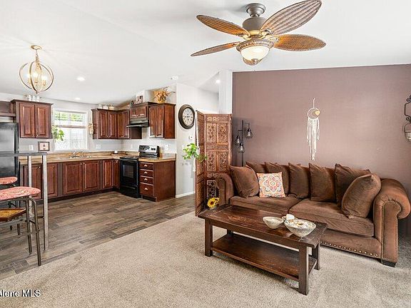 5th image of 2065 W Windermere Ave