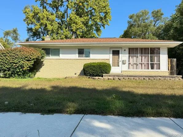 3245 Berkshire Ave, Warren, MI 48091