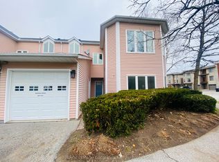 32 Dawson Dr #824, Collingwood, ON L9Y 5B4