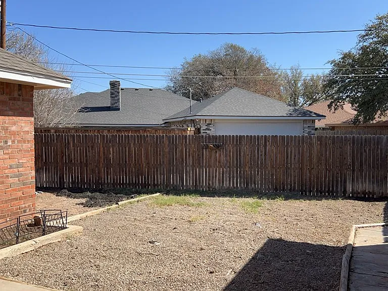 2701 Purple Sage Trl — Photo 23