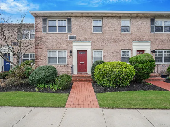 414 Merrick Road #4.5B, Rockville Centre, NY 11570