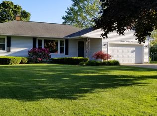 1325 Hendrick Rd, Muskegon, MI 49441