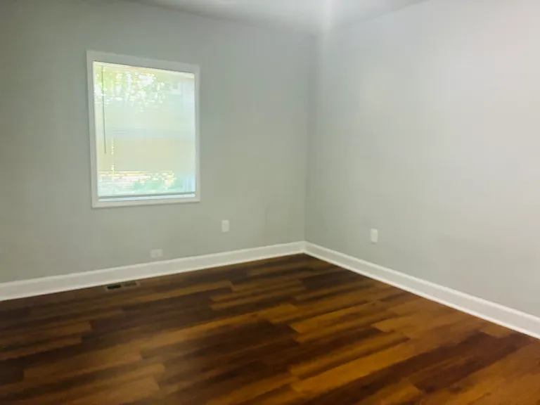 604 Park Ave — Photo 15