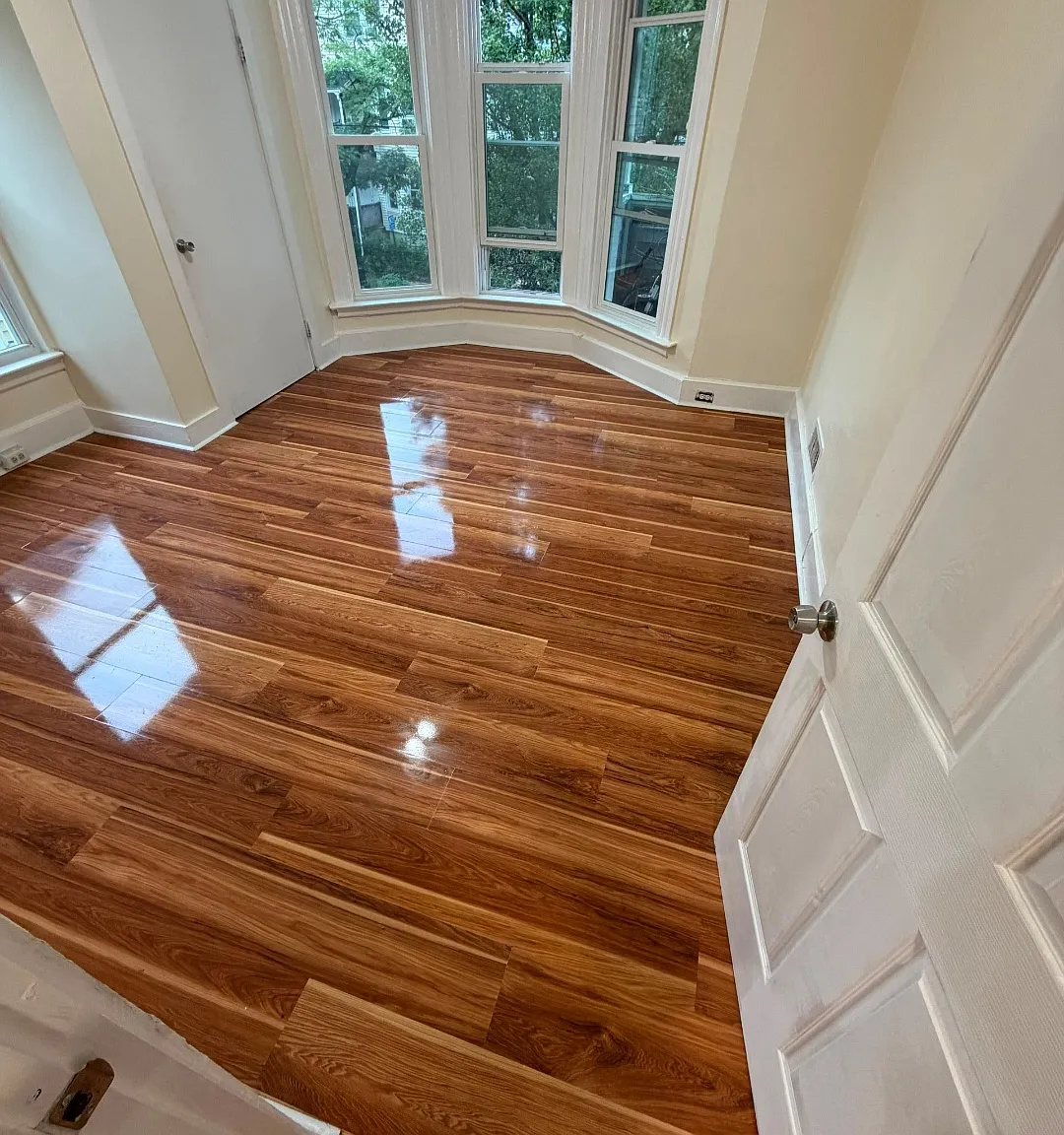 3 bed, 1000 sqft, $1,850 — Photo 3