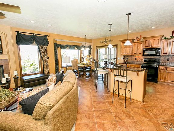 5th image of 1304 W Moor Cross Cir