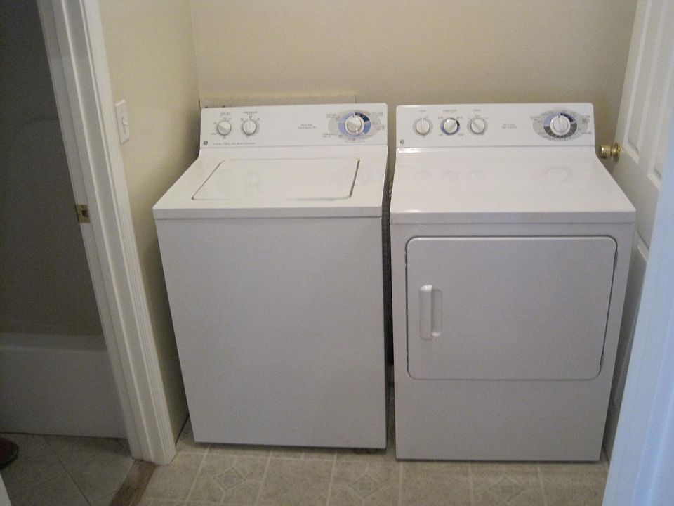 2nd image of 102 Washington Ave
